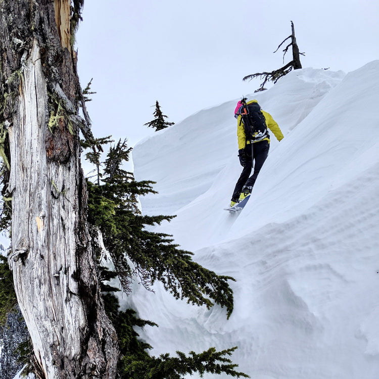 A splitboarder easily finds steep terrain in the Mount Baker Backcountry. During the advanced split boarding course you learn how to ride terrain like this.