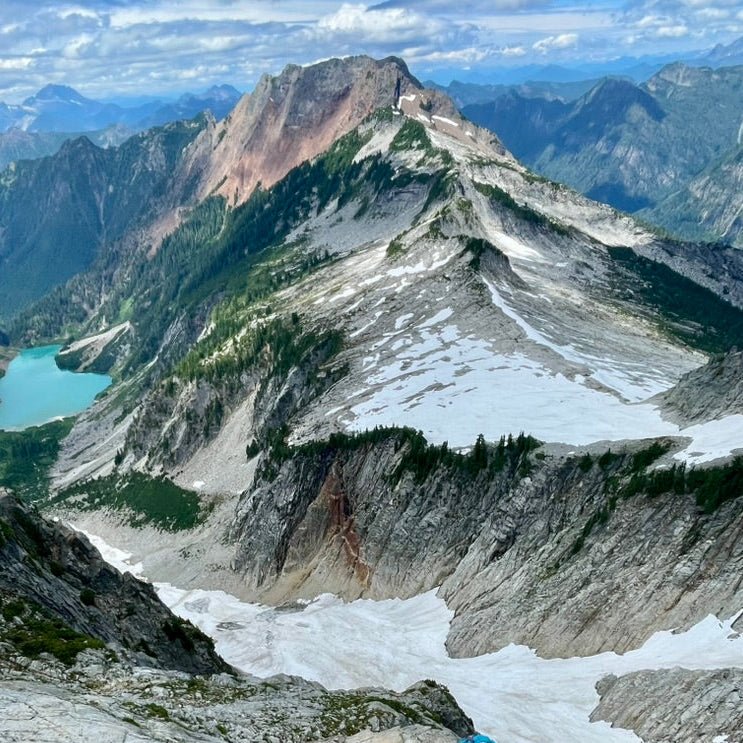 summer guide Ragged Edge mountain loop north cascades