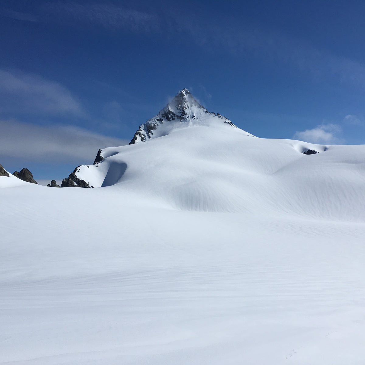 Mount Shuksan Sulphide Glacier Climb